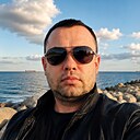 Максим, 42 года
