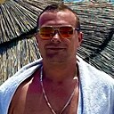 Михаил, 33 года