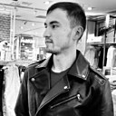 Азизбек, 25 лет
