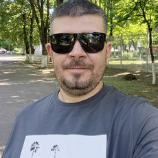Фотография мужчины Денис, 37 лет из г. Старый Оскол