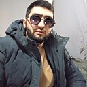 Акбар, 30 лет