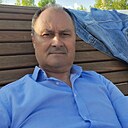 Валера, 62 года