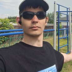 Фотография мужчины Кирилл, 18 лет из г. Тюмень