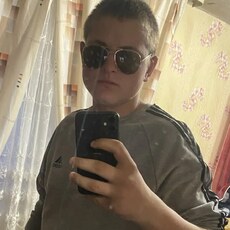 Фотография мужчины Максим, 19 лет из г. Шелехов