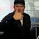 Den, 32 года