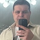 Михаил, 32 года
