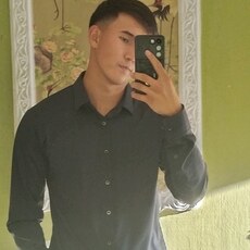 Фотография мужчины Санжар, 20 лет из г. Алматы