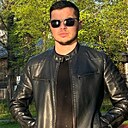 Манучер, 24 года