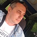 Удалился, 48 лет