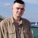 Максим, 24 года