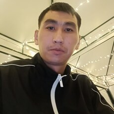 Фотография мужчины Merhat, 32 года из г. Усть-Каменогорск