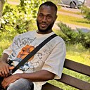 Emmanuel, 33 года