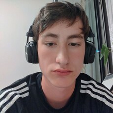 Фотография мужчины Mykhailo, 18 лет из г. Прага