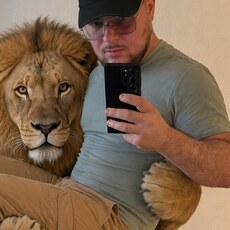 Фотография мужчины Adrian, 23 года из г. Ploiești