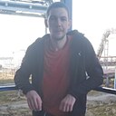 Максим, 33 года