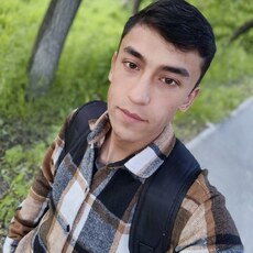 Фотография мужчины Илхом, 23 года из г. Находка