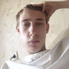 Фотография мужчины Илья, 18 лет из г. Томск