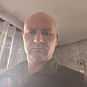 Валік, 44 года