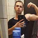Денис, 24 года