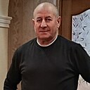 Варужан, 52 года