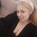 Каринэ, 24 года