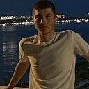 Мекер, 21 год
