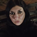 Нари, 36 лет