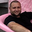 Максим, 33 года