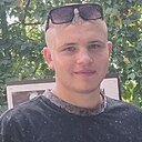 Максим, 22 года