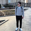 Henry, 30 лет