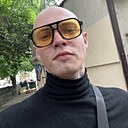 Максим, 23 года