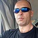 Михаил, 46 лет