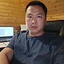 Gumg Song, 33 года
