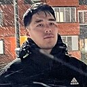 Максим, 21 год