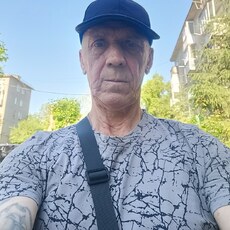Валерий, 59 из г. Омск.