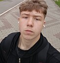 Roman, 18 лет