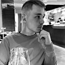 Макс, 32 года
