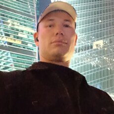 Фотография мужчины Илхомбой, 32 года из г. Зеленодольск