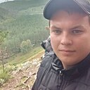 Максим, 22 года