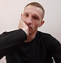 Простой, 32 года