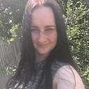 Ния, 28 лет