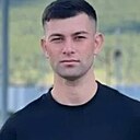 Саша, 23 года