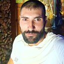 Araik, 32 года