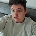 Михаил, 23 года