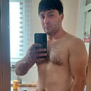 Парвиз, 34 года
