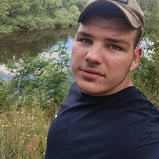 Фотография мужчины Илья, 21 год из г. Брянск