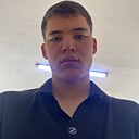 Сулиман, 18 лет