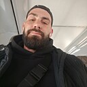 Виктор, 33 года