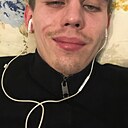 Валерий, 24 года