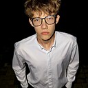 Макс, 20 лет